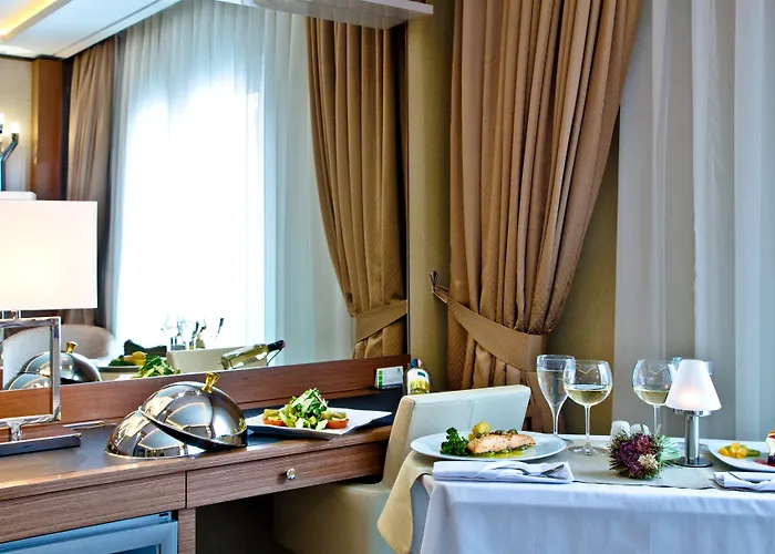 מלון Ankara-kavaklidere By Ihg 4*